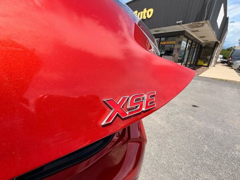 Used 2019 Toyota Corolla XSE FWD image 17