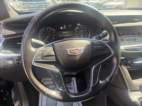 Used 2020 Cadillac XT5 Premium Luxury AWD/4WD image 15