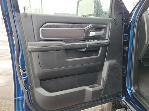 Used 2024 RAM 2500 Big Horn w/ Bed Utility Group image 6