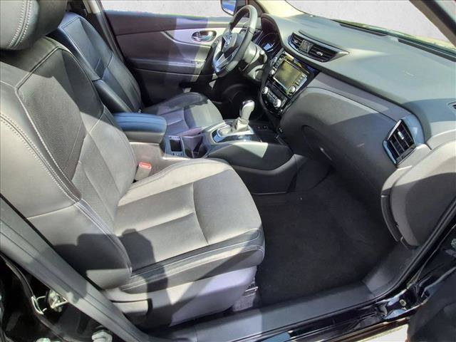 Used 2020 Nissan Rogue Sport SL FWD image 21