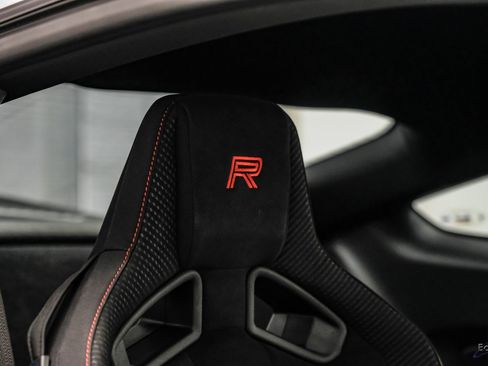 Used 2016 Ford Mustang Shelby GT350R w/ GT350R Equipment Group 920A image 51