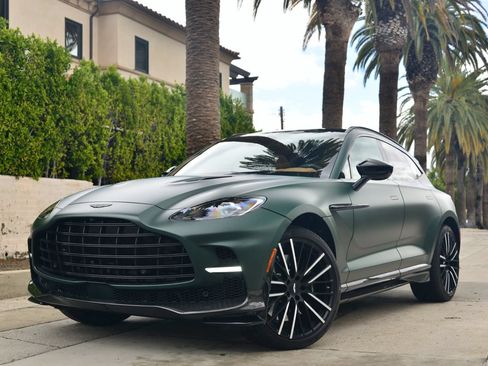 Used 2023 Aston Martin DBX 707 AWD/4WD image 16