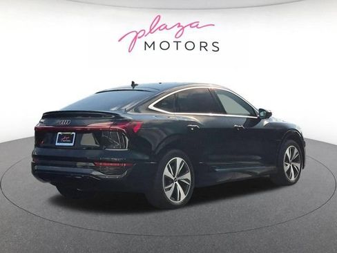 Used 2024 Audi Q8 e-tron Premium Plus w/ Premium Plus Package AWD/4WD image 5