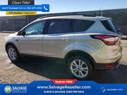 Used 2018 Ford Escape SE w/ SE Sync 3 Package image 3