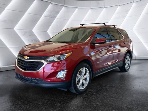 Used 2019 Chevrolet Equinox LT FWD image 3