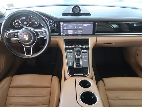 Used 2019 Porsche Panamera RWD image 10