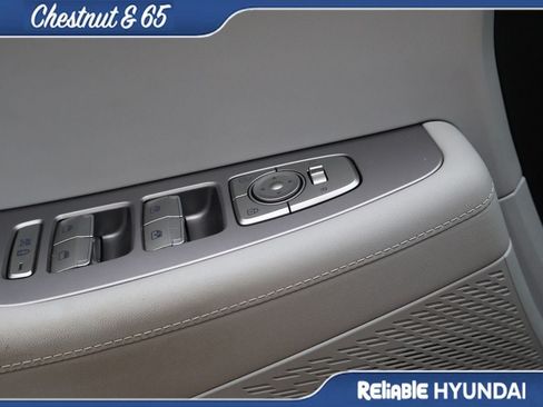Certified 2025 Hyundai Palisade SEL FWD image 48