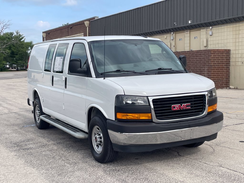 Used 2024 GMC Savana 2500 w/ Driver Convenience Package RWD image 7