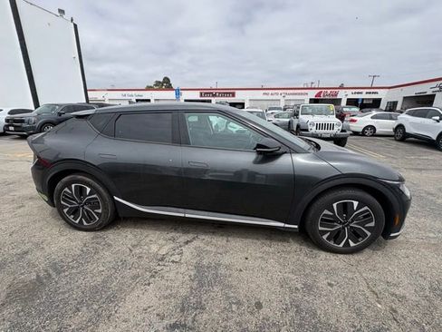Certified 2024 Kia EV6 Light RWD image 4