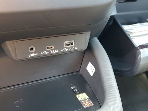 Certified 2026 Subaru Forester Premium AWD/4WD image 17