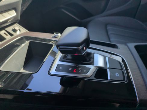 Certified 2023 Audi Q5 Premium w/ Convenience Package image 25