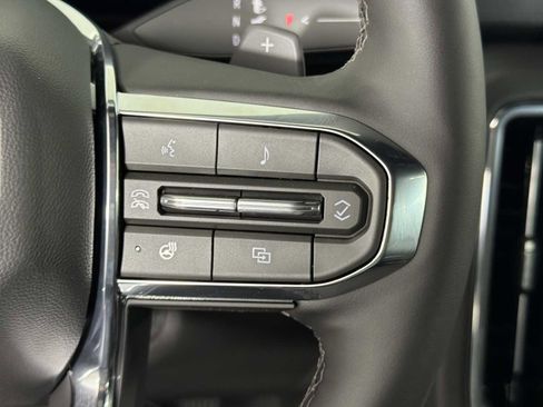 New 2026 GMC Yukon XL Denali w/ Sun & Power Step Package image 28