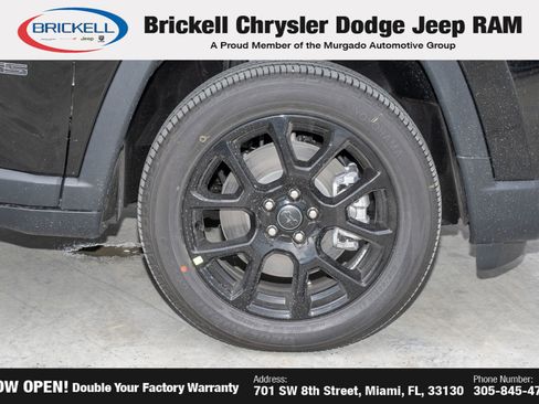 New 2026 Jeep Compass Latitude image 39