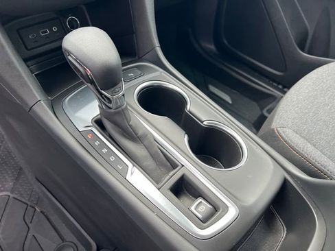 Certified 2024 Chevrolet Equinox LT FWD image 22