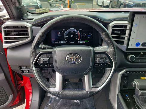Used 2023 Toyota Tundra Platinum AWD/4WD image 28