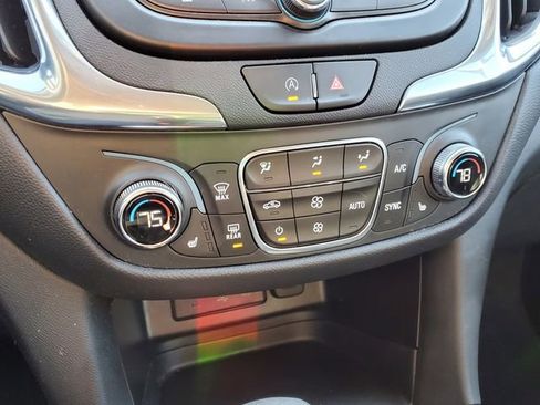 Certified 2023 Chevrolet Equinox LT image 33