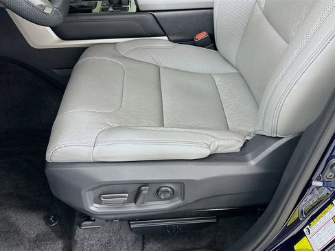 Used 2024 Toyota Tundra Limited image 20