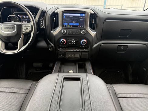 Used 2021 GMC Sierra 2500 Denali w/ Denali Ultimate Package image 30
