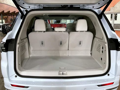 New 2026 Buick Enclave Avenir w/ Super Cruise Package AWD/4WD image 22