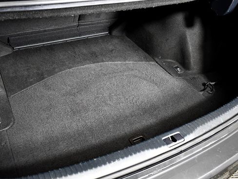 Used 2017 Lexus IS 300 AWD image 47