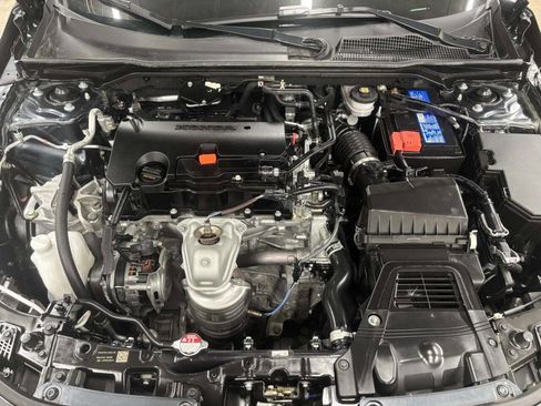 Used 2024 Honda Civic Sport image 9