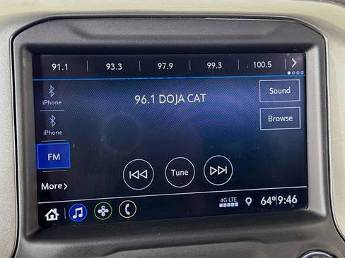 Used 2020 Chevrolet Silverado 2500 LT AWD/4WD image 11
