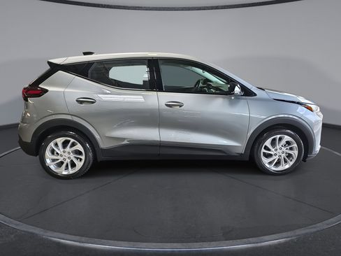 New 2027 Chevrolet Bolt LT FWD image 9
