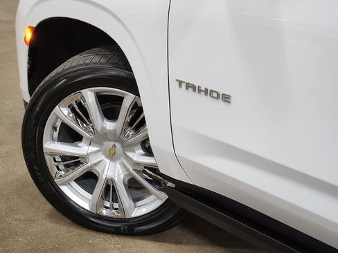 Used 2021 Chevrolet Tahoe High Country image 24