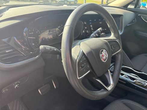 Used 2022 Buick Envision Preferred AWD/4WD image 7