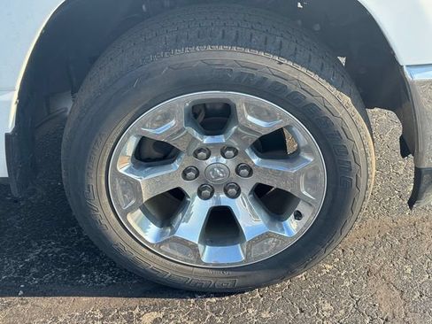 Used 2022 RAM 1500 Big Horn AWD/4WD image 9