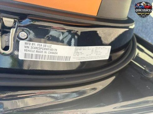 Certified 2022 Chrysler Pacifica Pinnacle AWD/4WD image 31