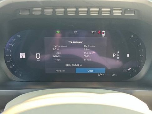 Certified 2023 Volvo XC90 B6 Plus w/ Protection Package Premier AWD/4WD image 27