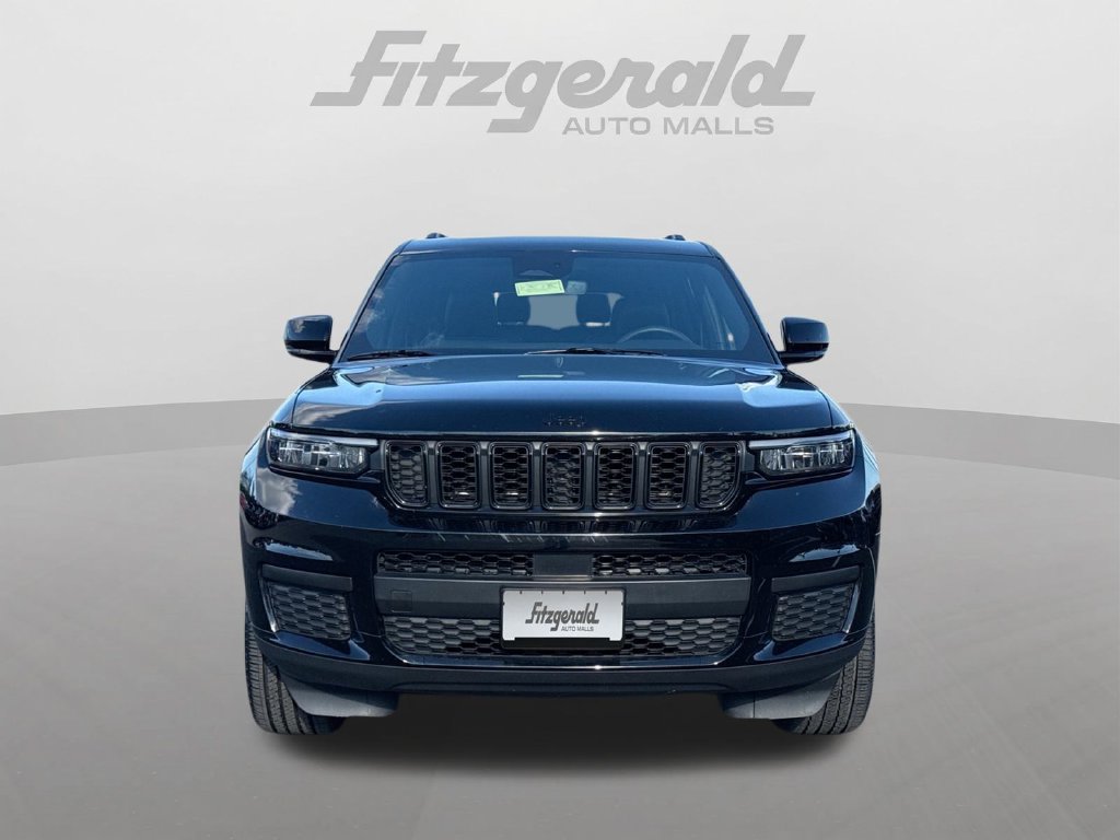 Used 2023 Jeep Grand Cherokee L Laredo AWD/4WD image 9