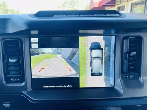 Used 2023 Ford Bronco Outer Banks w/ Sasquatch Package AWD/4WD image 22