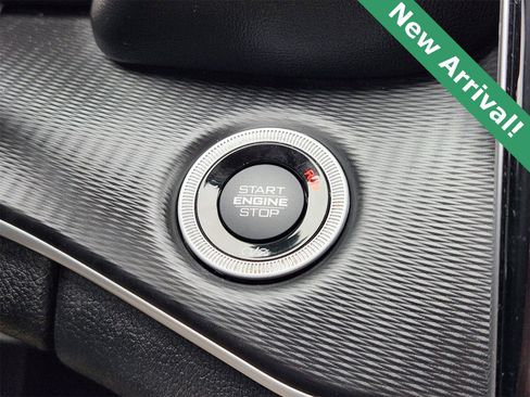 Used 2024 Jeep Grand Cherokee L Laredo image 22