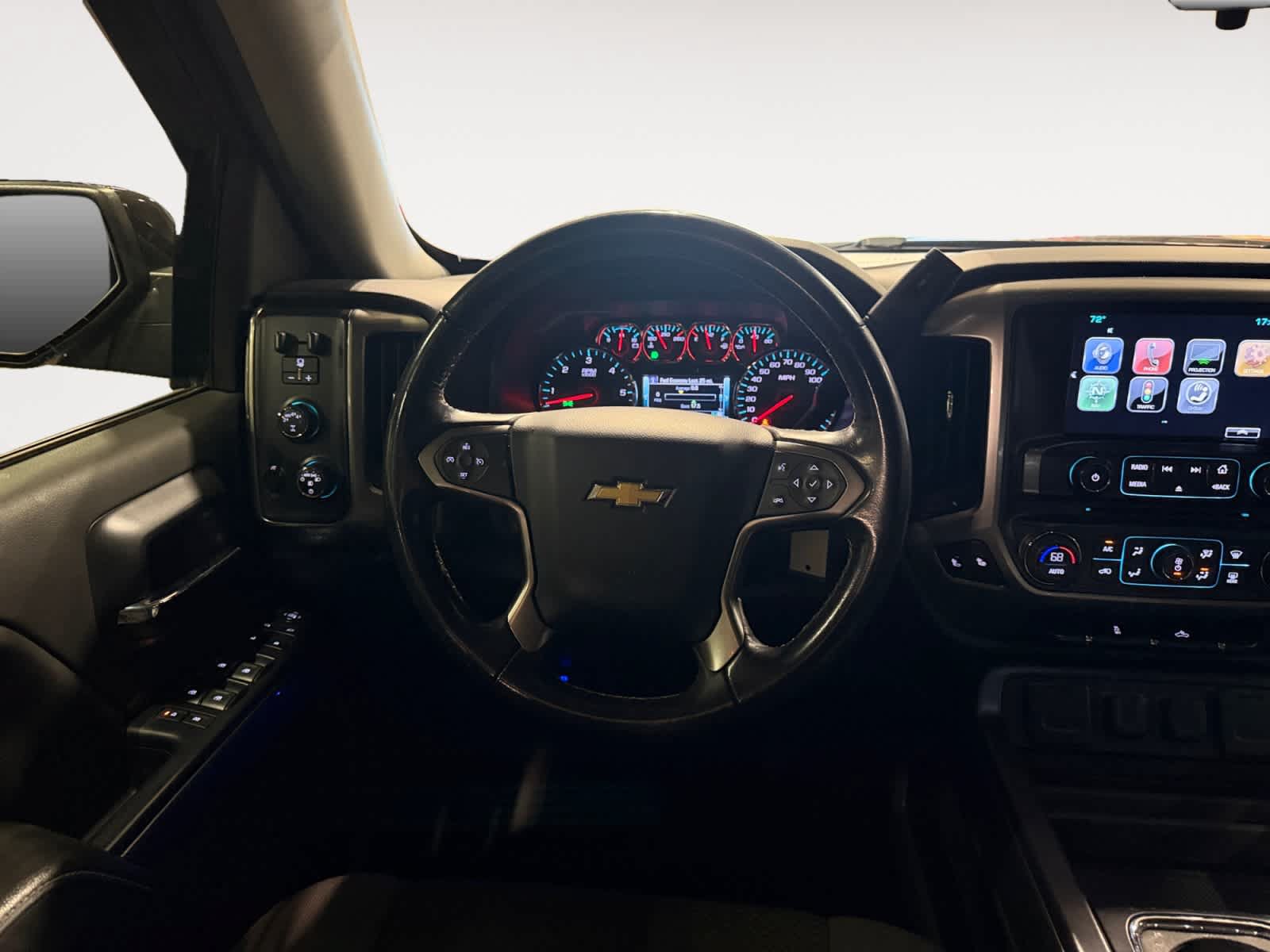 Used 2018 Chevrolet Silverado 1500 LT w/ LPO, Chrome Package AWD/4WD image 13
