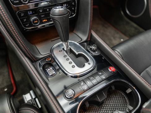 Used 2015 Bentley Continental GT image 95
