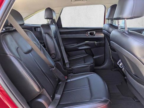 Used 2023 Kia Sorento EX FWD image 19