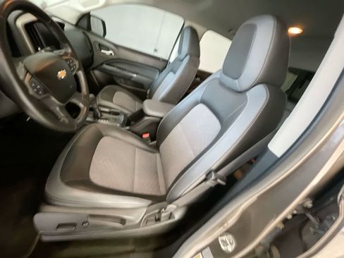 Used 2016 Chevrolet Colorado Z71 AWD/4WD image 11