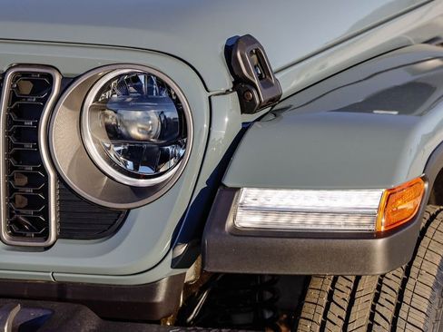 New 2026 Jeep Gladiator Sport image 4