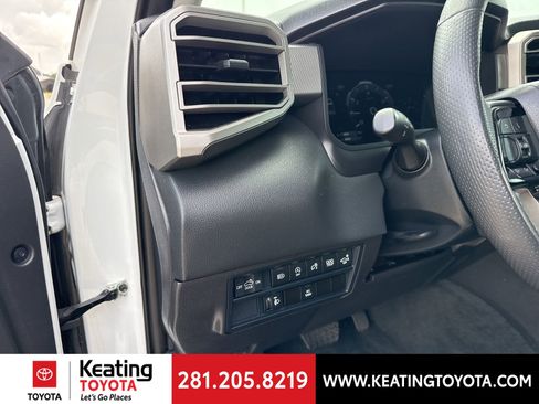 Used 2024 Toyota Tundra Limited AWD/4WD image 15