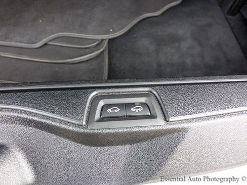 Used 2023 BMW X7 xDrive40i w/ M Sport Package image 27