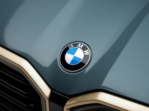 Used 2023 BMW XM AWD/4WD image 13
