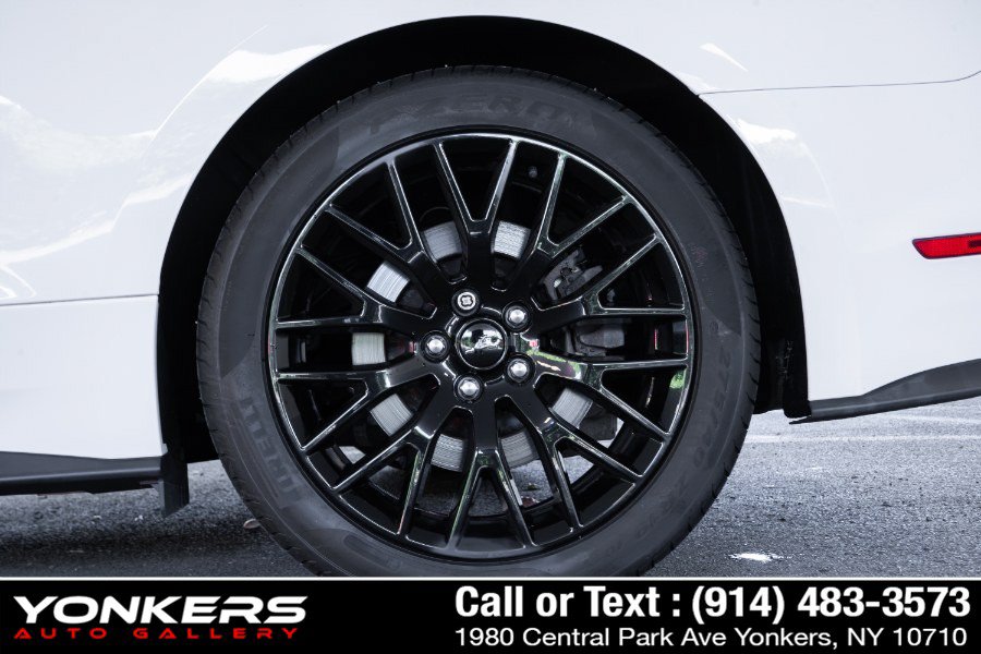 Used 2015 Ford Mustang GT Premium w/ GT Performance Package RWD image 18