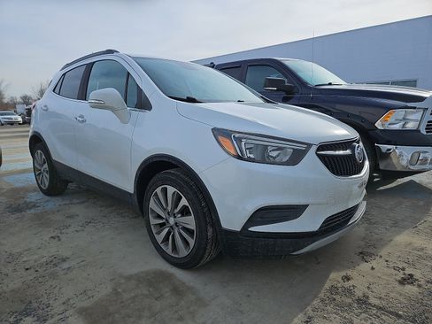 Used 2017 Buick Encore Preferred image 1