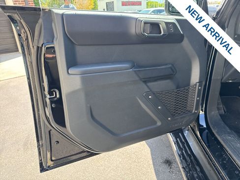 Used 2025 Ford Bronco Outer Banks AWD/4WD image 17