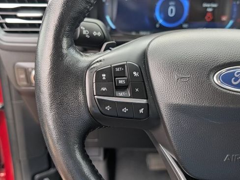 Used 2020 Ford Escape Titanium AWD/4WD image 16