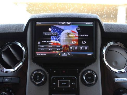 Used 2015 Ford F250 Lariat w/ Lariat Ultimate Package AWD/4WD image 36