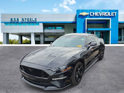 Used 2023 Ford Mustang GT Premium w/ Equipment Group 401A RWD image 3