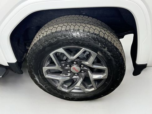 Certified 2026 GMC Sierra 1500 SLT w/ SLT Premium Plus Package image 27